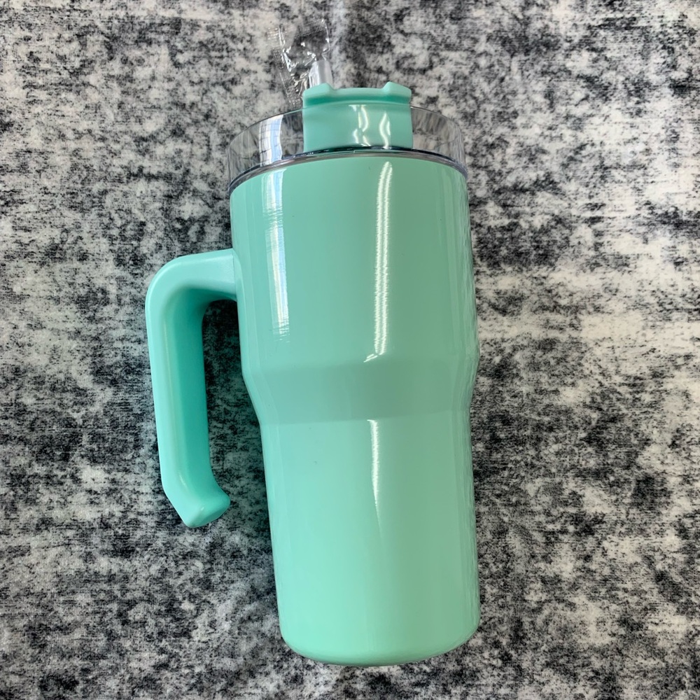 20 oz Tumbler With Handle
